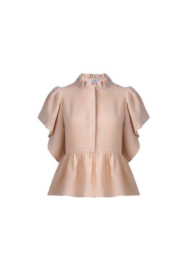 Structured blouse with puff sleeves