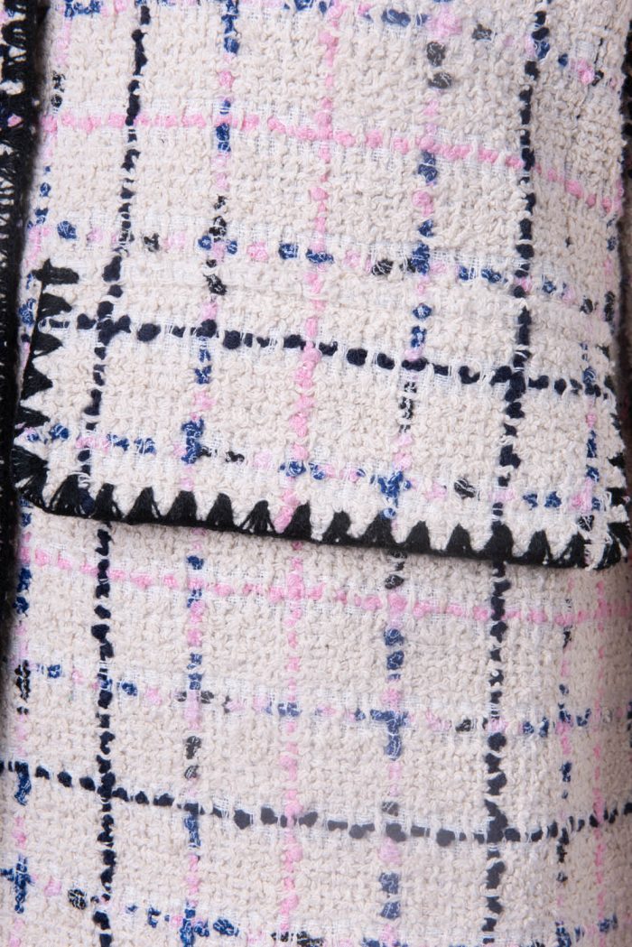 Short jacket with embroidery at edges - 图片 4